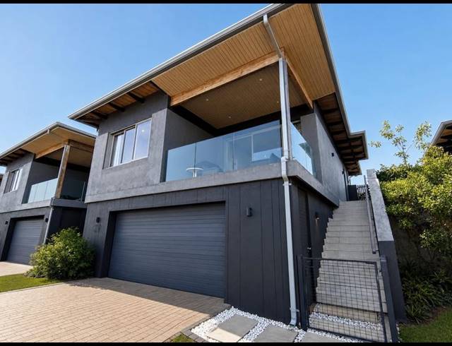 3 BEDROOM TOWNHOUSE FOR SALE IN SIBAYA PRECINCT